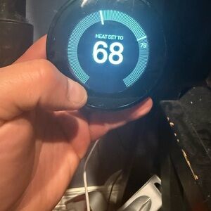 Smart Thermostat - Black
